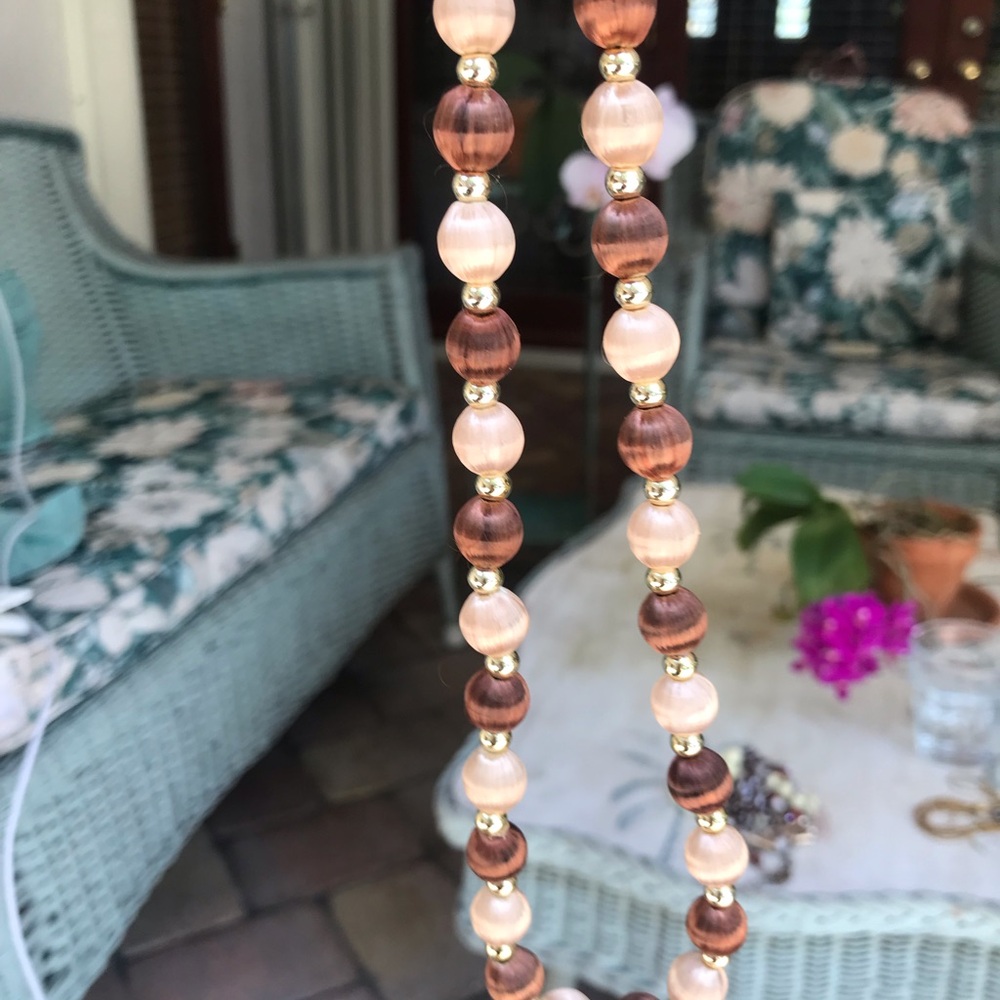 WRAPPED BEADS WITH GOLD SPACERS - Picture 2 of 8